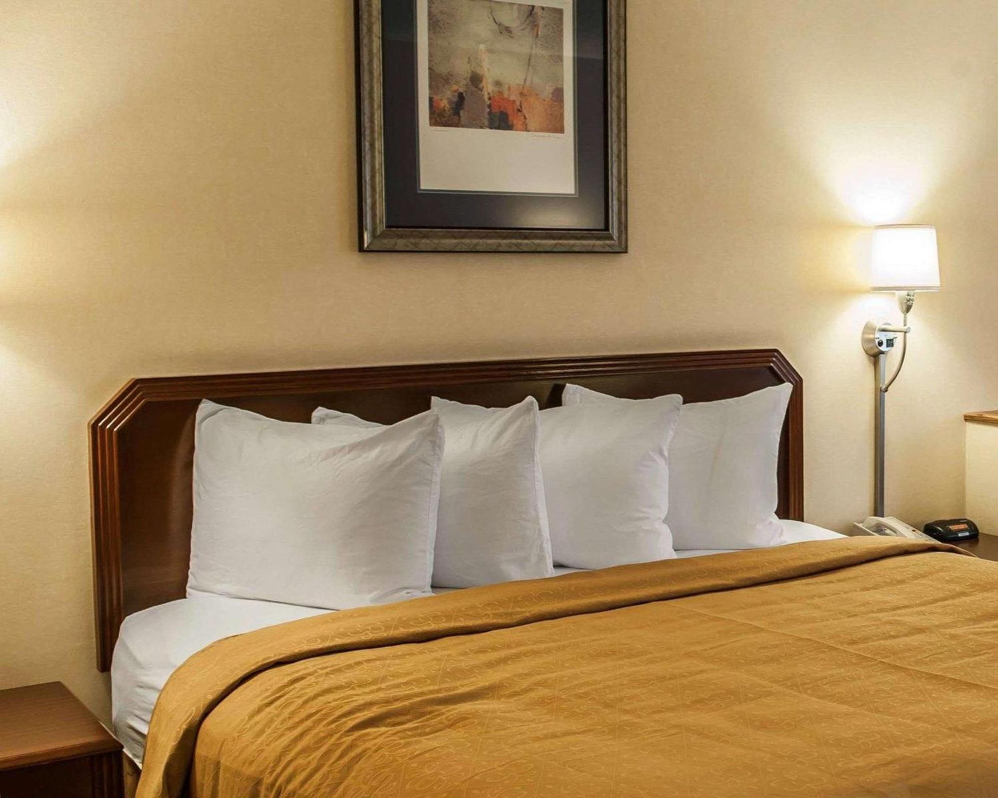 Quality Inn & Suites Goshen Esterno foto