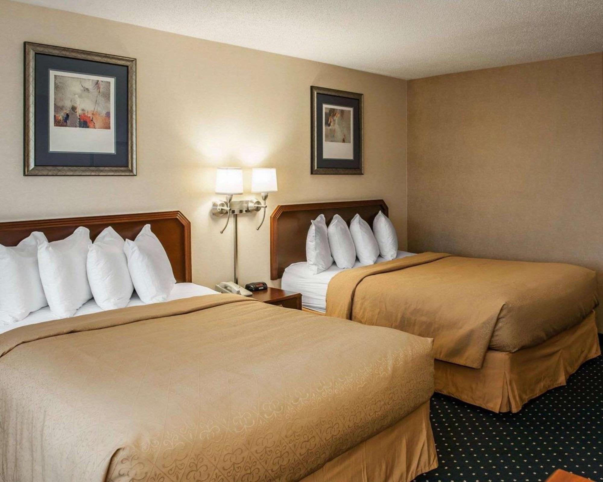 Quality Inn & Suites Goshen Esterno foto