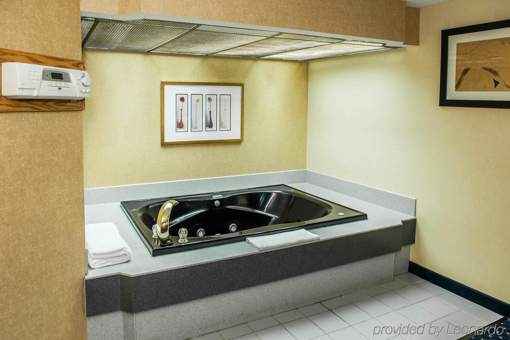 Quality Inn & Suites Goshen Esterno foto